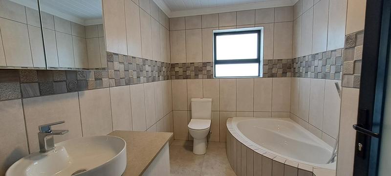 4 Bedroom Property for Sale in Stilbaai Wes Western Cape